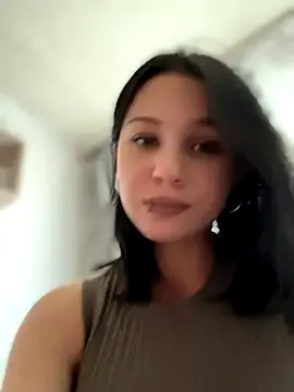 RedLipse – webcam model profile photo Image 8