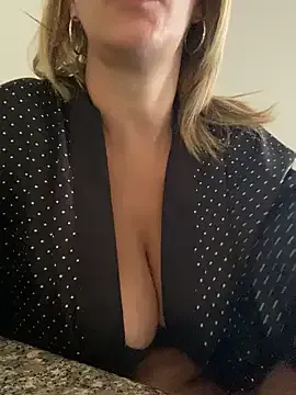 Humsafar-HDX-13 – webcam model profile photo Image 11