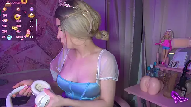 seraphine23 – webcam model profile photo Image 8