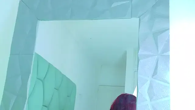 miko_nyan – webcam model profile photo Image 4