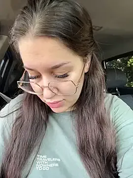 ClaireBree – webcam model profile photo Image 2