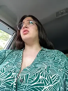 ClaireBree – webcam model profile photo Image 4