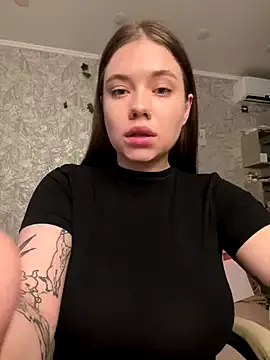 EvieEvans – webcam model profile photo Image 9