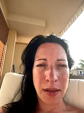 alana15 – webcam model profile photo Image 8