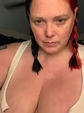 Ttixmila – webcam model profile photo Image 10