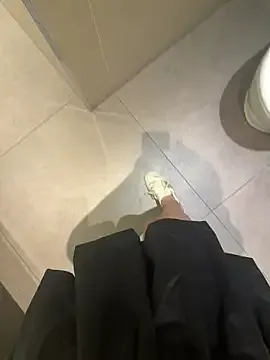 dirtypub – webcam model profile photo Image 17