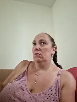 Laceyvipx – webcam model profile photo Image 10