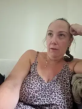 Laceyvipx – webcam model profile photo Image 15