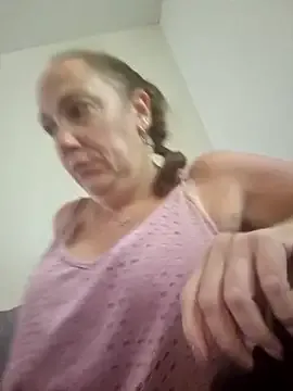 Laceyvipx – webcam model profile photo Image 19