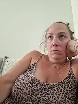 Laceyvipx – webcam model profile photo Image 6