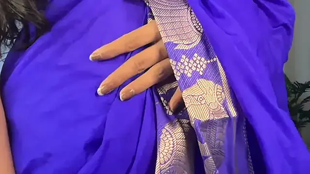 MichelleVibes18 – webcam model profile photo Image 19