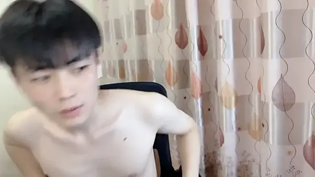 PumaShyXD – webcam model profile photo Image 8