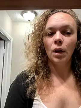 Cumonmme – webcam model profile photo Image 12