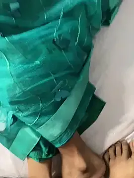 MichelleVibes18 – webcam model profile photo Image 7