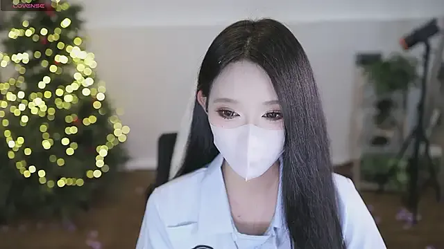 Inked_lorena – webcam model profile photo Image 2