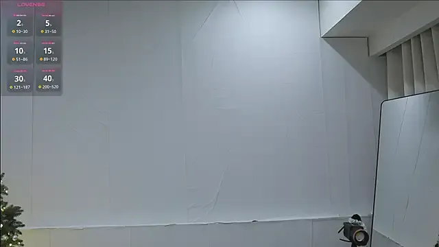 Inked_lorena – webcam model profile photo Image 8