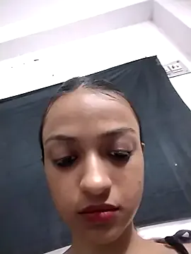 Selvaggia_official83 – webcam model profile photo Image 3