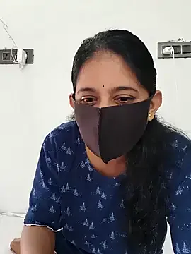 Ninabigtitied – webcam model profile photo Image 10