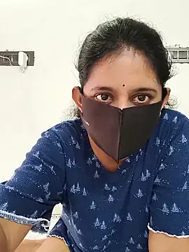 Ninabigtitied – webcam model profile photo Image 8