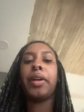 Juanita-Diaz – webcam model profile photo Image 6