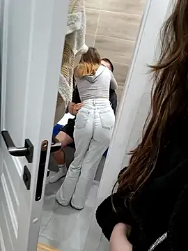 V-Hot-Sweti – webcam model profile photo Image 2