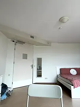 kiraa-0051 profile photo Image 14