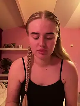 kiraa-0051 profile photo Image 2