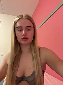 kiraa-0051 profile photo Image 3