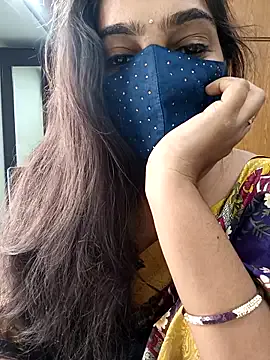 Nicoleevien – webcam model profile photo Image 12