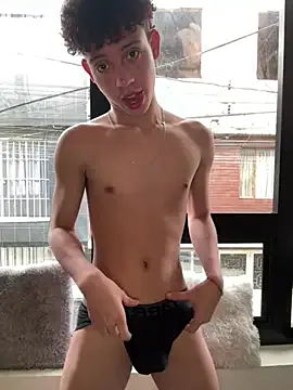 grettabenett_ profile photo Image 8