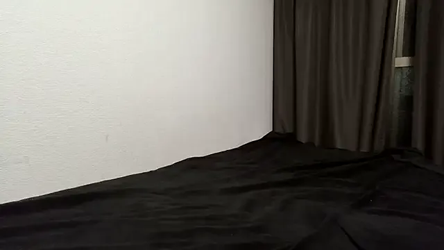 husa_Malikaa – webcam model profile photo Image 10