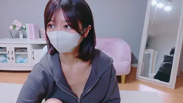 jacques_season – webcam model profile photo Image 11