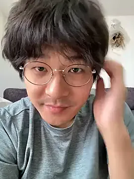 AllaTousNew – webcam model profile photo Image 6