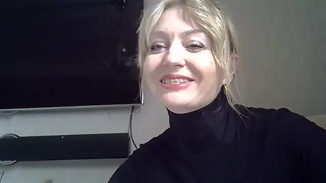 Naty_Santos – webcam model profile photo Image 3