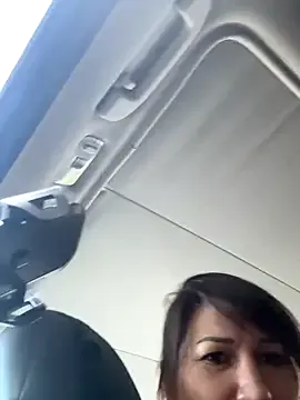 melana_love – webcam model profile photo Image 2