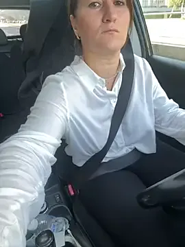 melana_love – webcam model profile photo Image 9