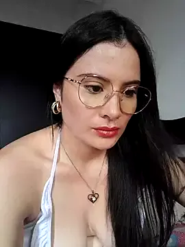 Anaya77 – webcam model profile photo Image 8