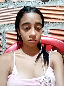 little_shadow – webcam model profile photo Image 10