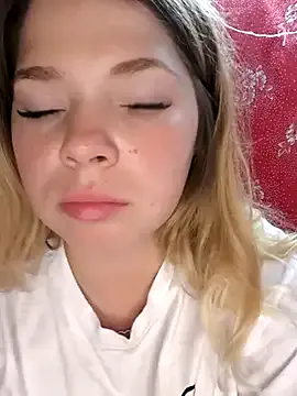 hotmilfbitch – webcam model profile photo Image 8